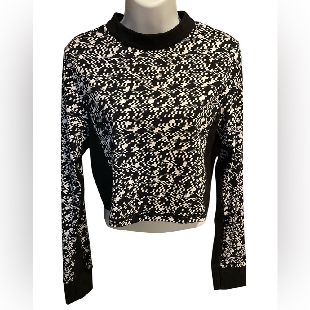 sweaty Betty $98 Cropped  power zip back workout long sleeve top size Large